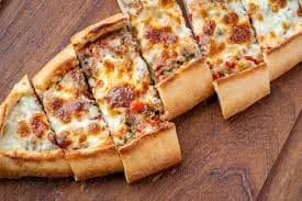 Kuşbaşı Kaşarlı Pide 