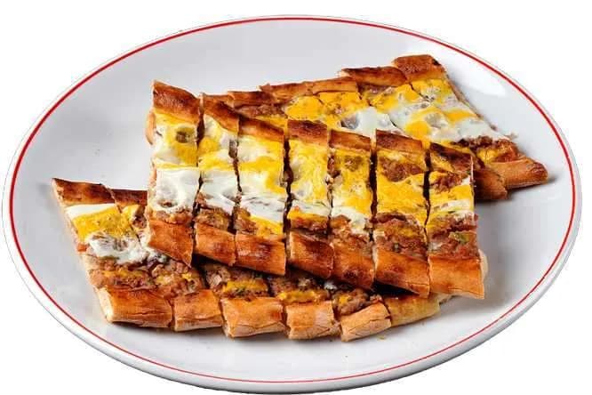 Kuşbaşı Yumurtalı Pide